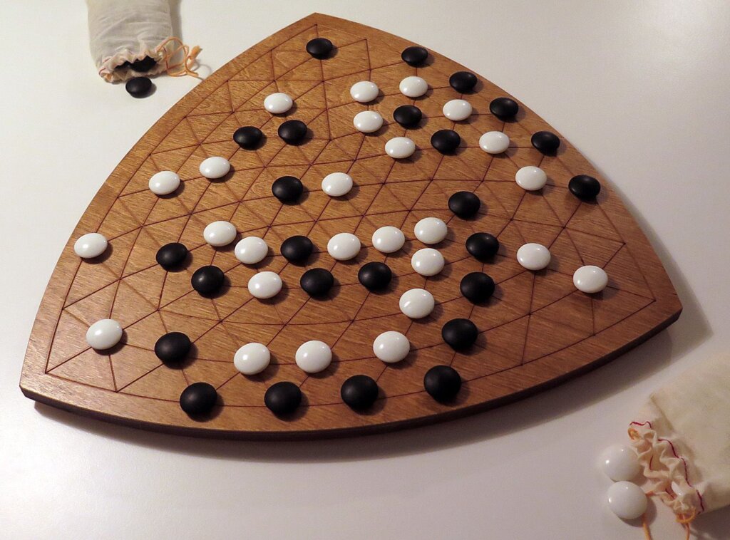 The Game of Y board game cover