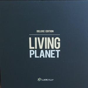 Living Planet: Deluxe Edition board game cover
